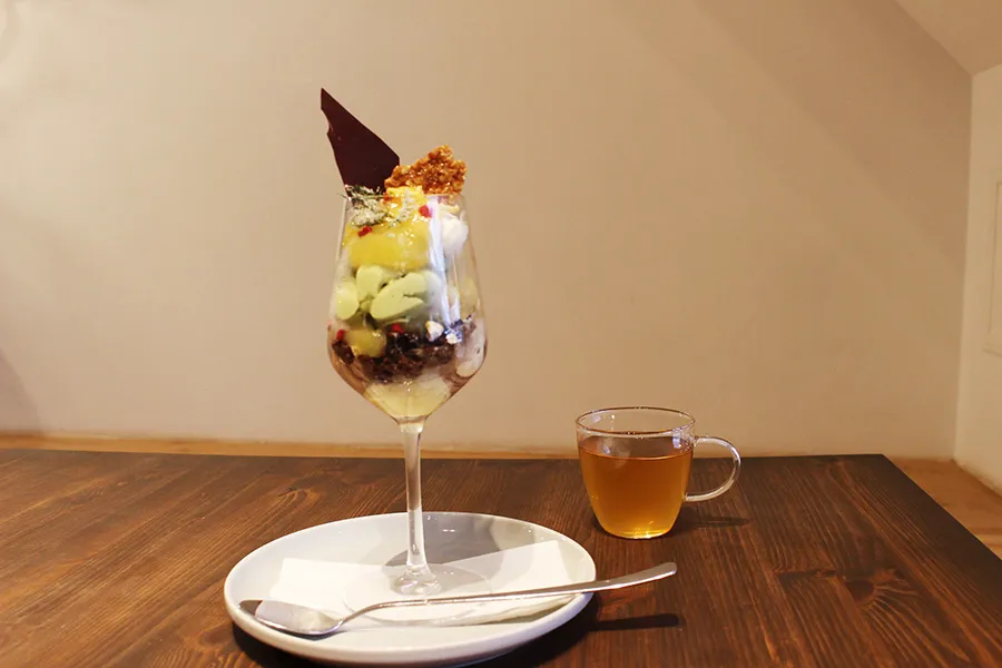 アーティチョークチョコレート　「4月のパフェ」