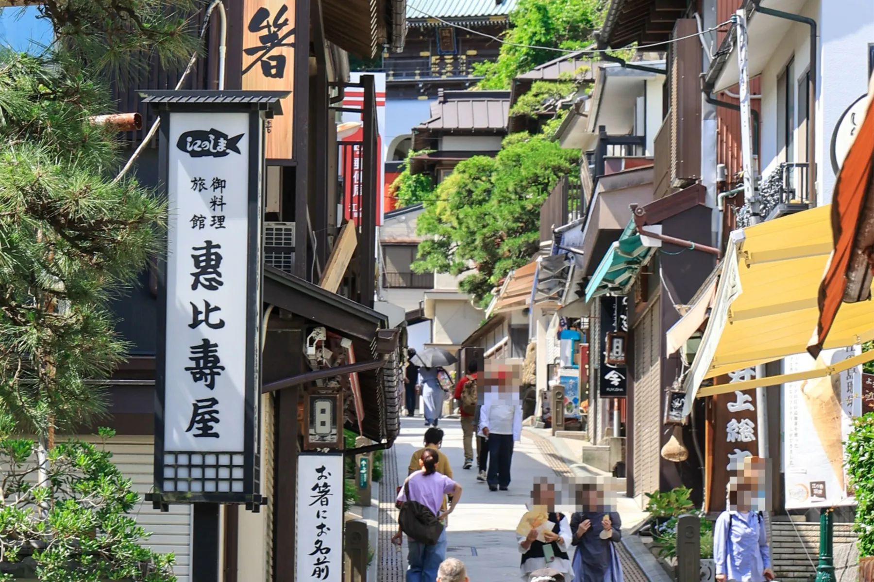 ▲江の島弁財天仲見世通り（C）公益社団法人藤沢市観光協会