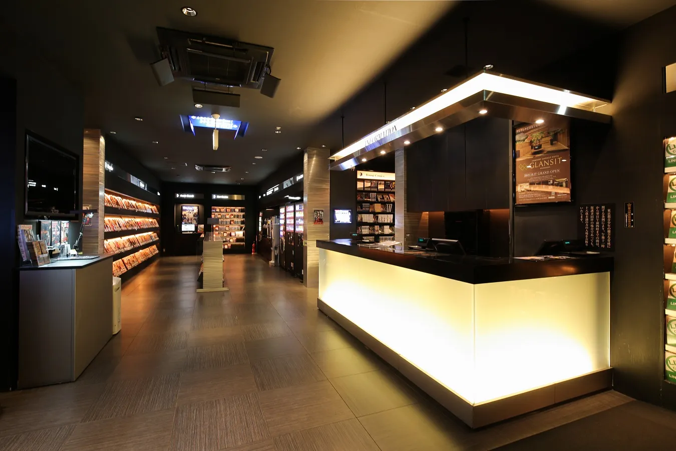 グランサイバーカフェ バグース新宿店_1