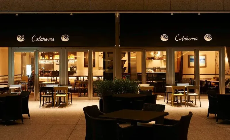 スペインバル カラオラ