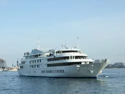 東京湾クルーズ シンフォニー