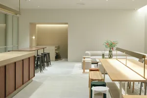 COMFORT STAND1