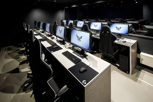 LFS 池袋 esports Arena