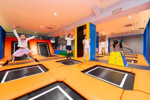 CROSPO 八王子店