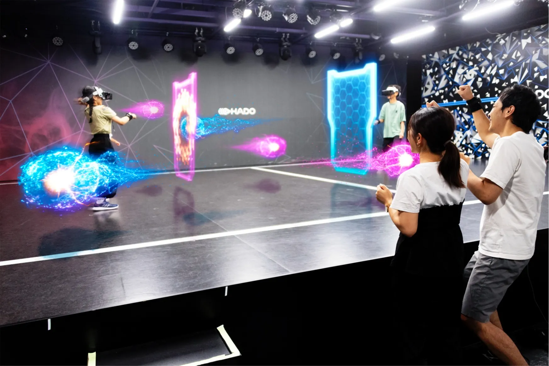 ▲HADO ARENA お台場店 プレイイメージ