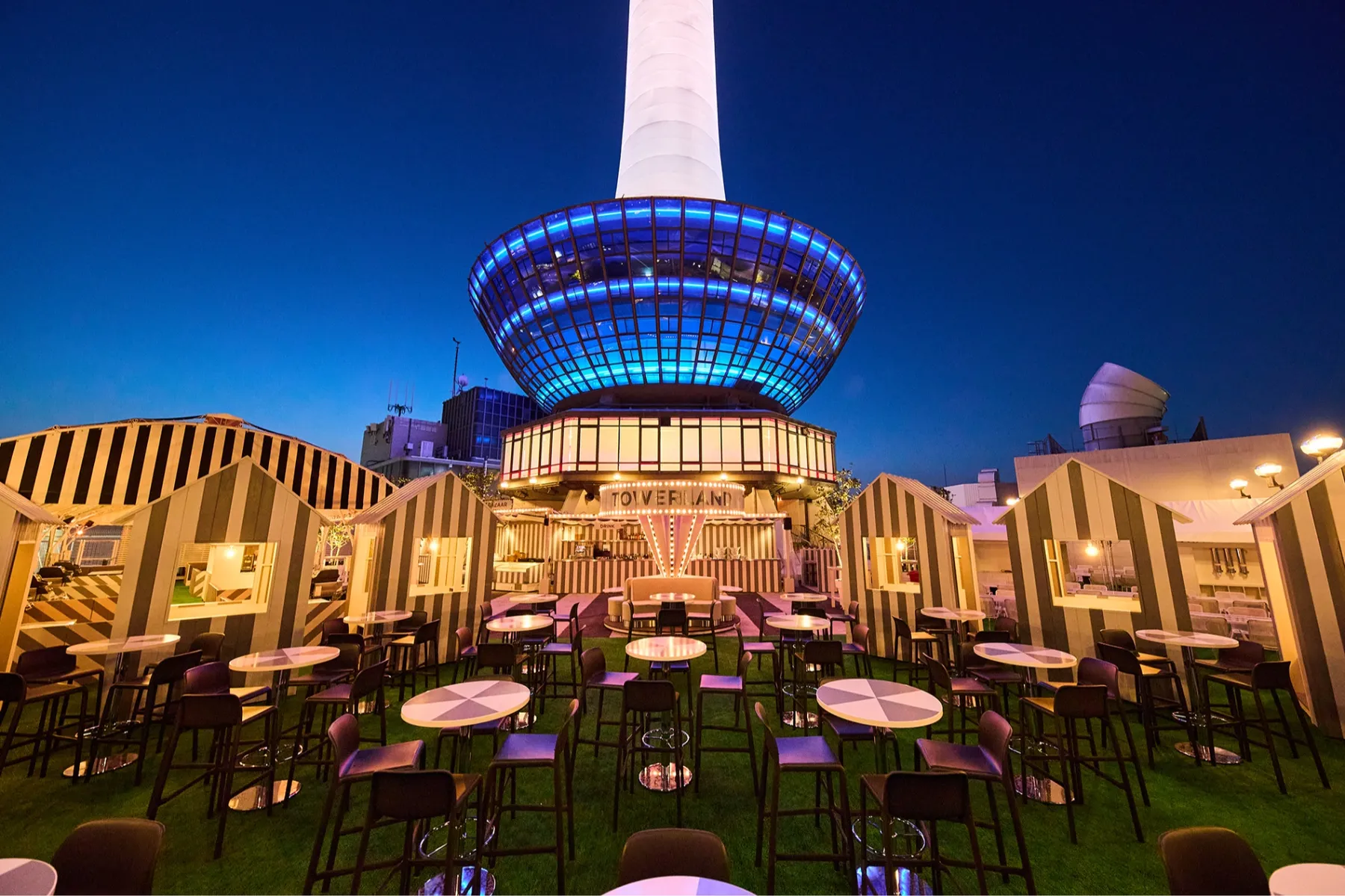 TOWERLAND -ROOFTOP BAR & BBQ-_3