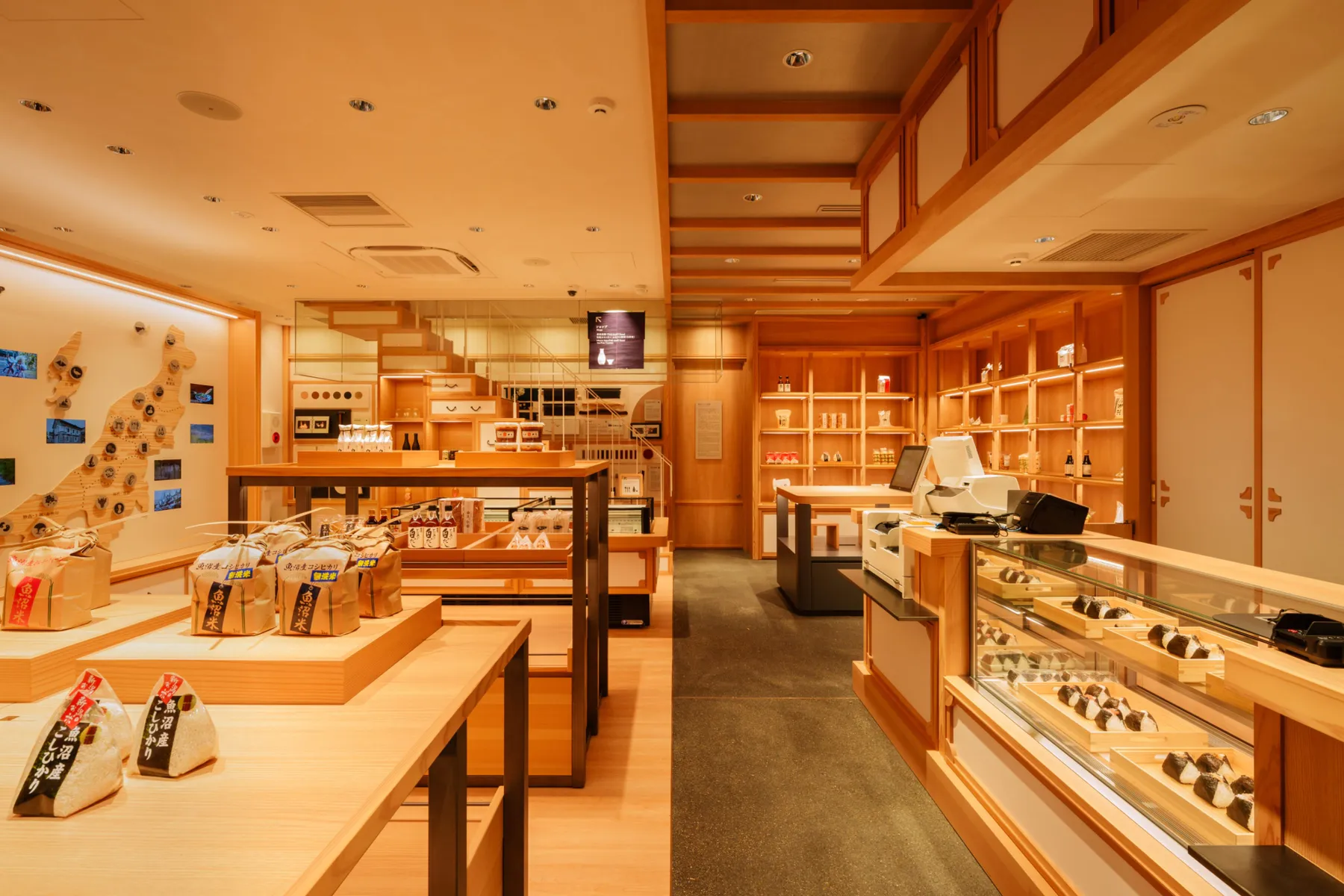 銀座・新潟情報館 THE NIIGATA_10
