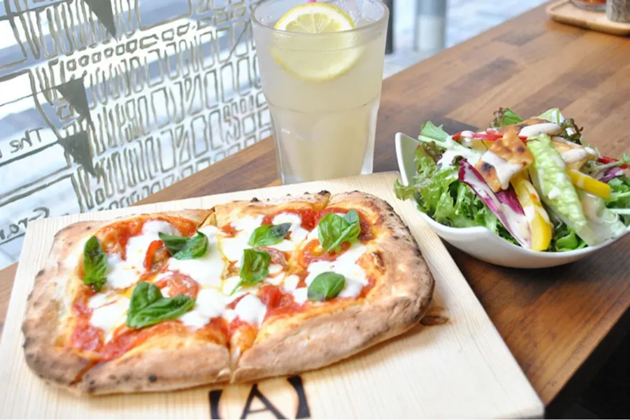 APIZZA 池袋東通り本店_1