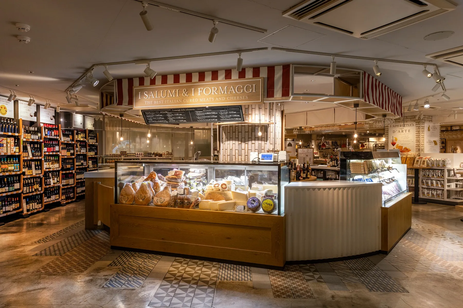 イータリー丸の内店_4