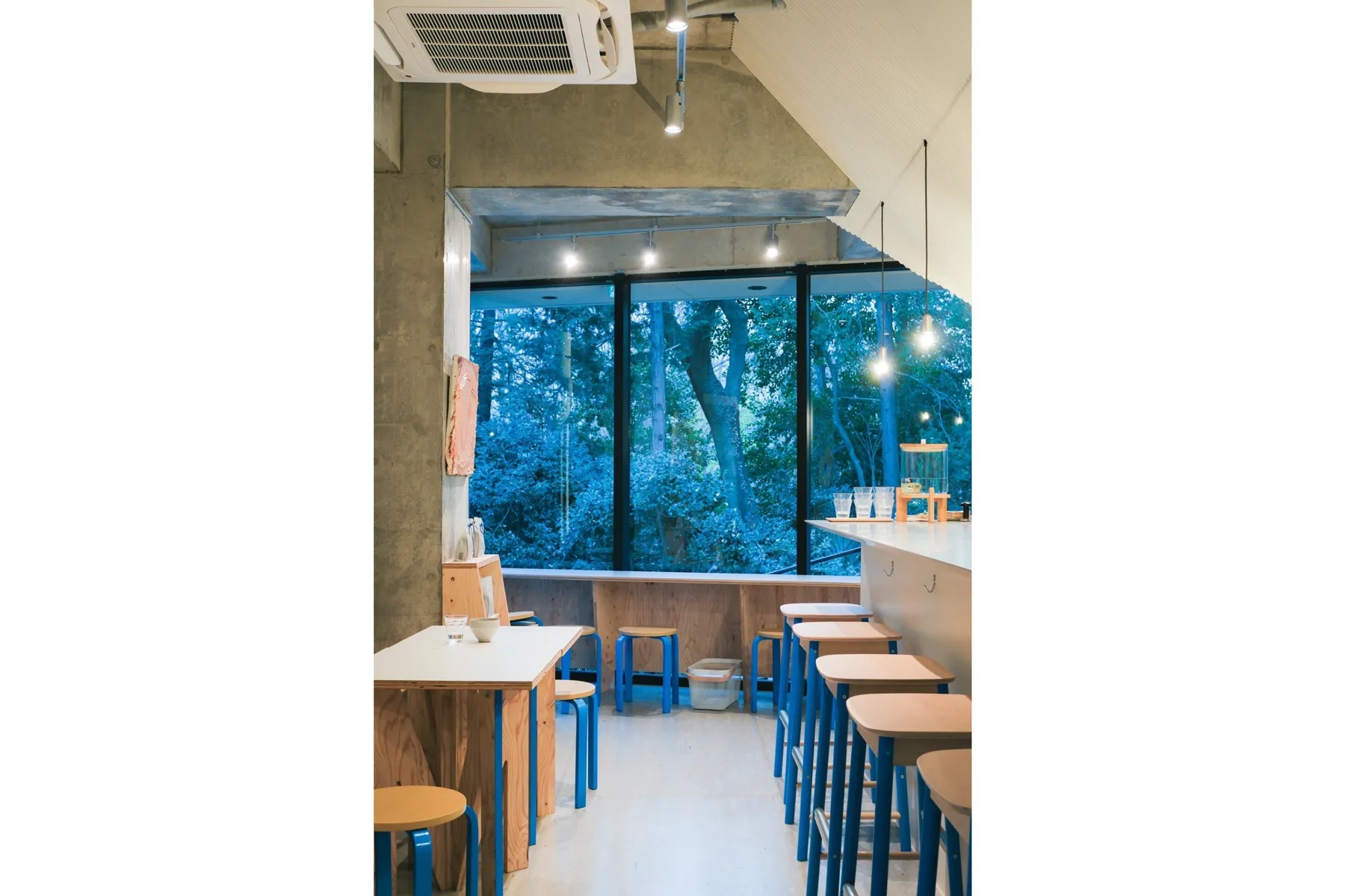 ▲ØC coffee 井の頭公園店 内観