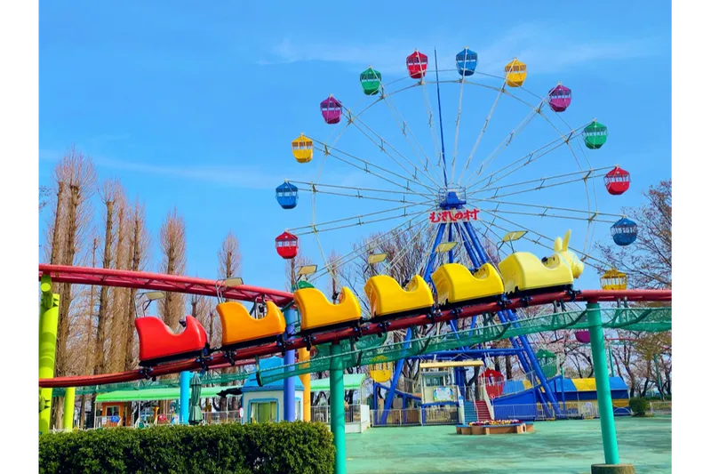 ▲【サイクルコースター】と【大観覧車】