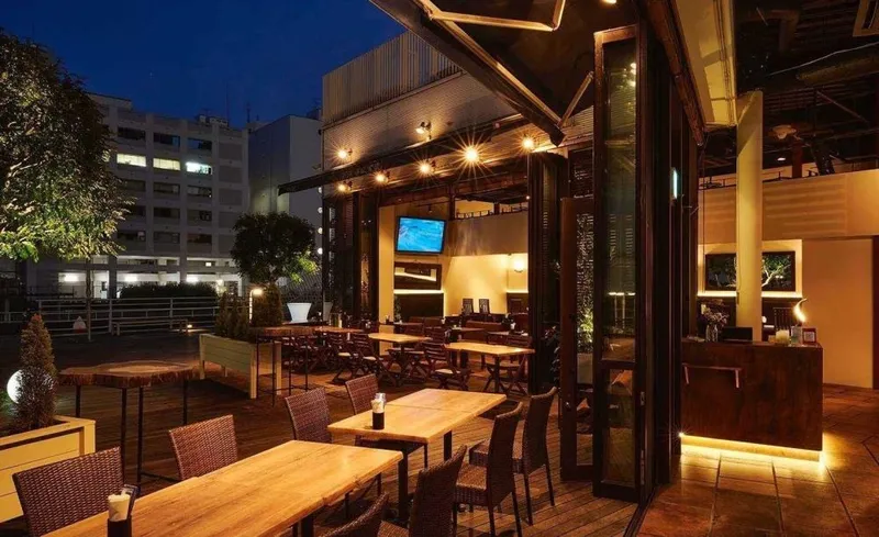 BAGUS BAR 芝浦アイランド