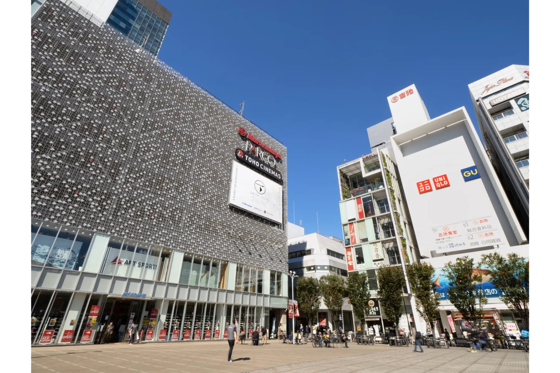 御徒町南口駅前広場（おかちまちパンダ広場）_1