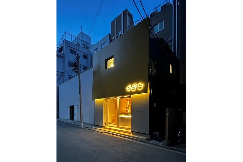 AM STRAM GRAM 日本橋浜町