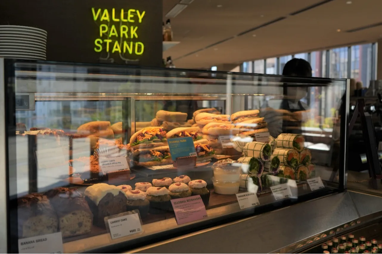VALLEY PARK STAND_4