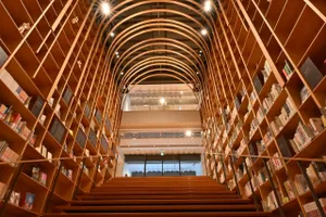 早稲田大学 国際文学館 （村上春樹ライブラリー）