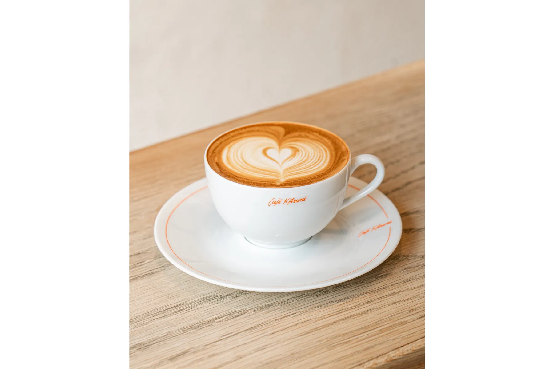 ▲Café Kitsuné Aoyama カフェラテ