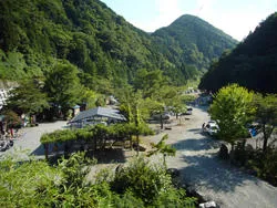 神之川キャンプ・マス釣り場＜キャンプ場・バーベキュー場＞