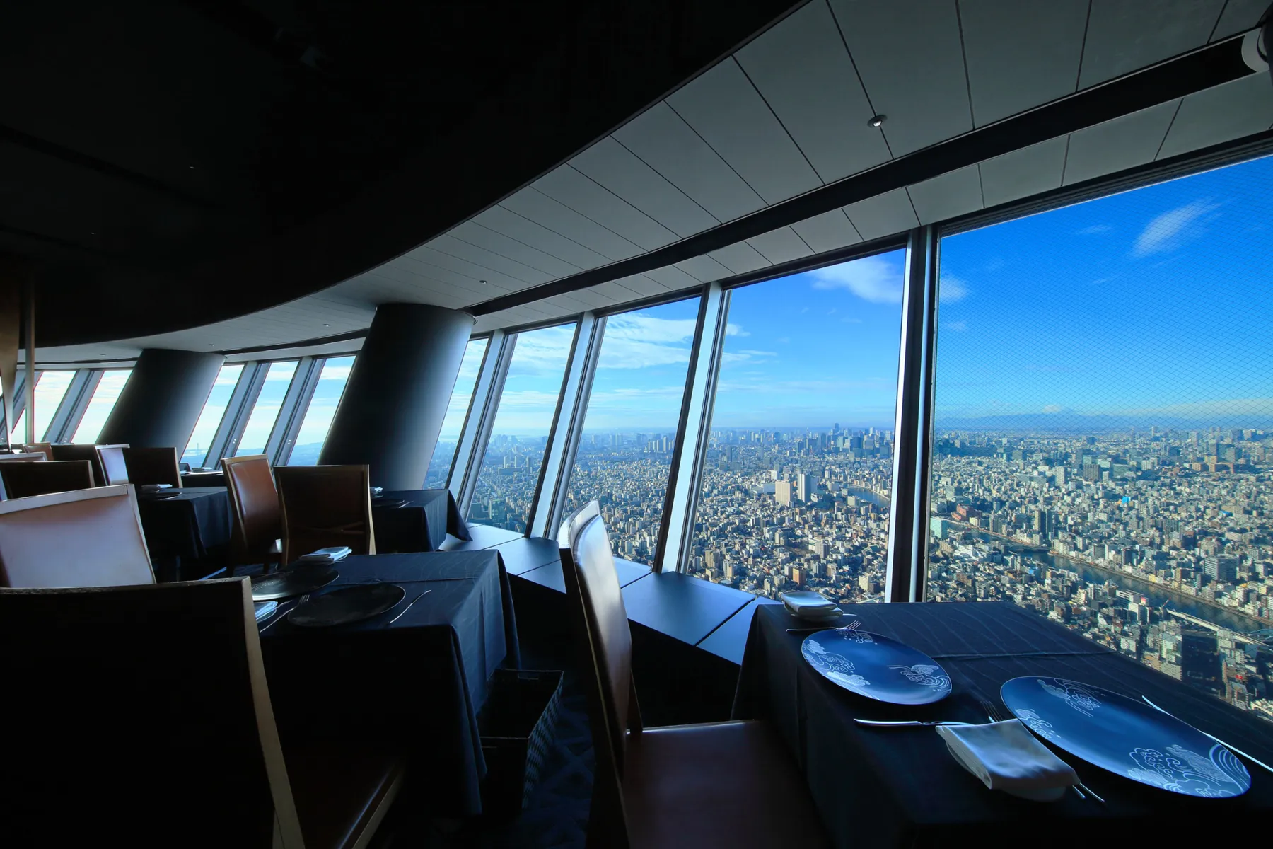 Sky Restaurant 634_3