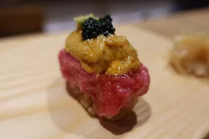 鮨いつみ