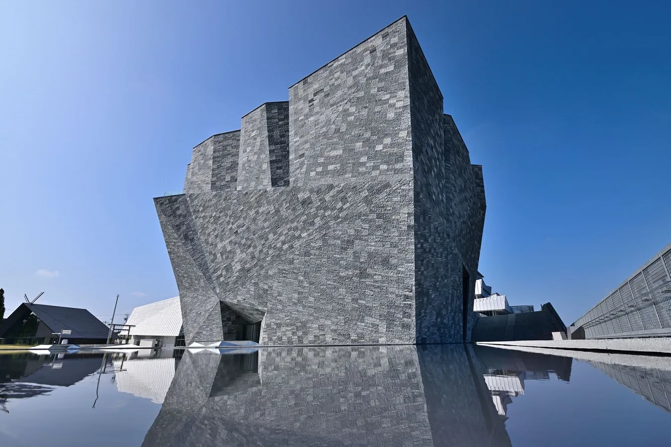 角川武蔵野ミュージアム_1