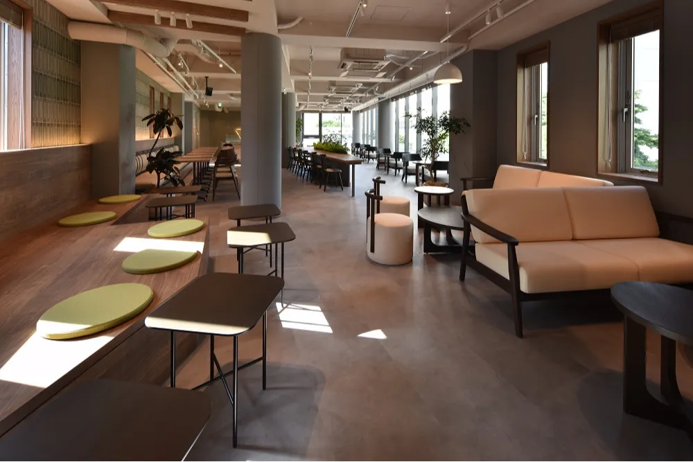 PRIME FIVE TULLY'S COFFEE 新宿サザンテラス店_6