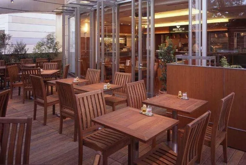 TO THE HERBS なんばパークス店