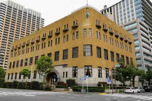 学士会館