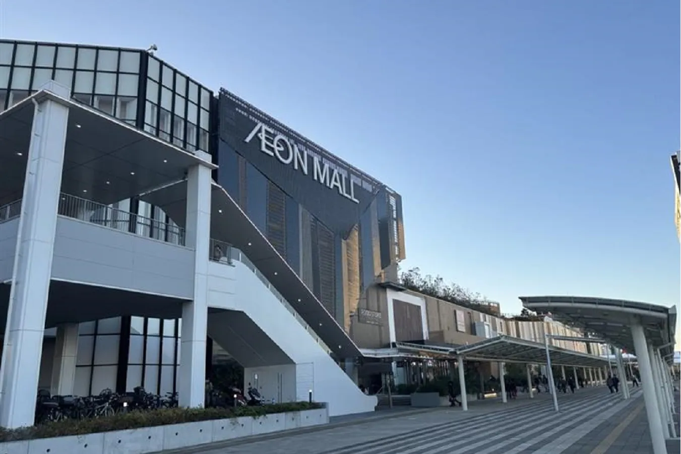 イオンモール幕張新都心_3