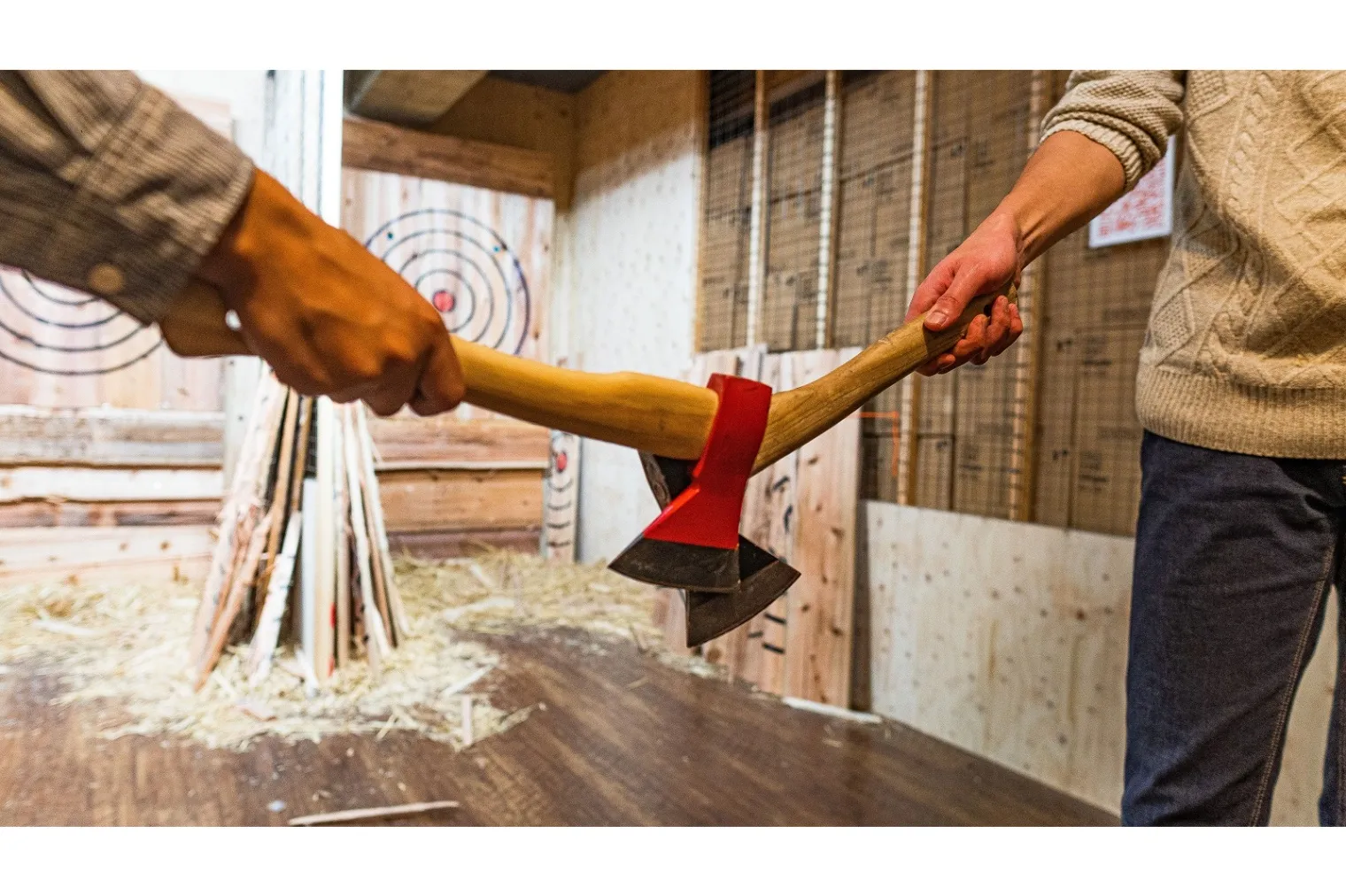 THE AXE THROWING BAR(R) 浅草店_6