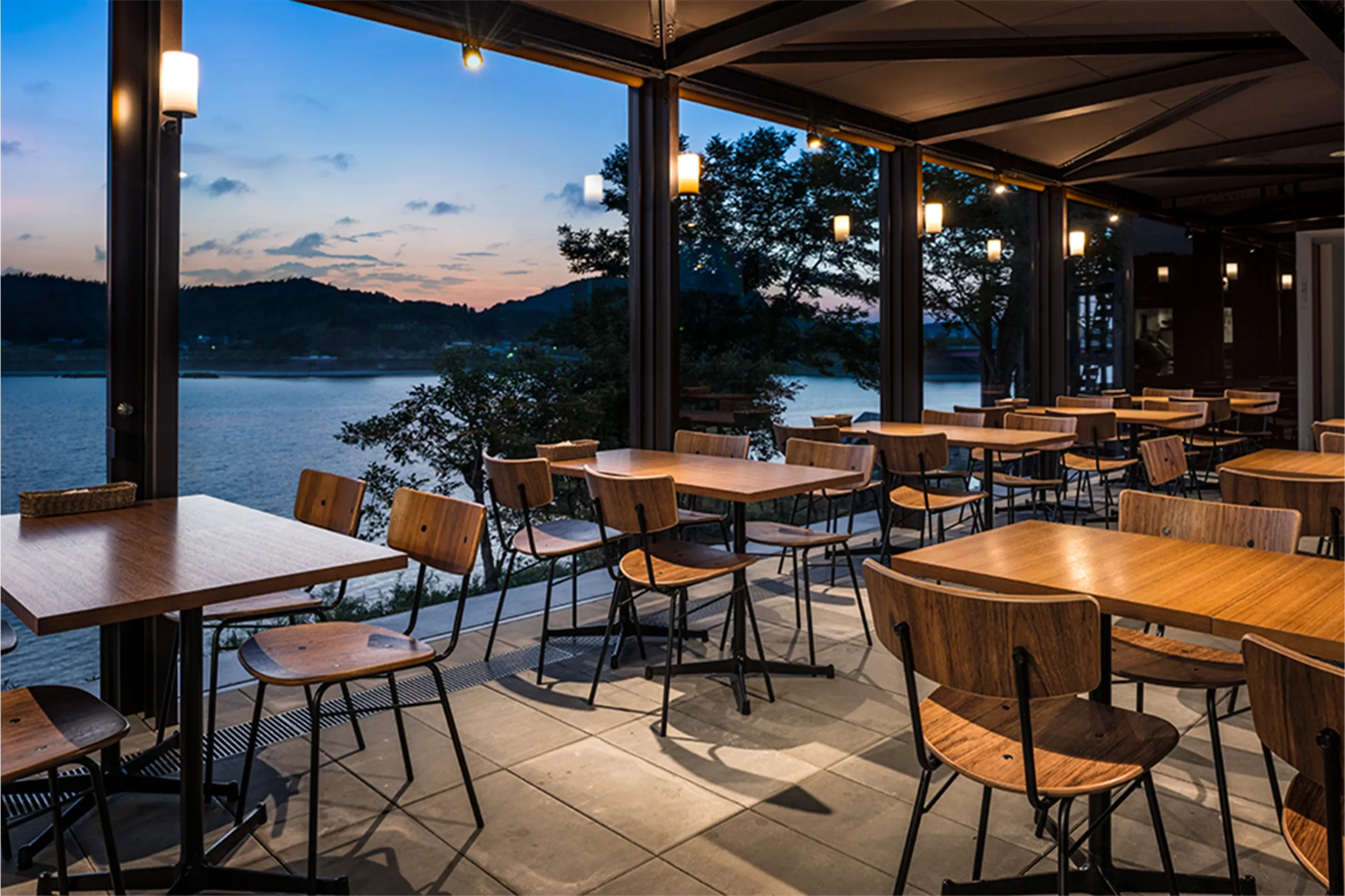 市原湖畔美術館