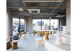 Et -THE CULTURAL COFFEEHOUSE-