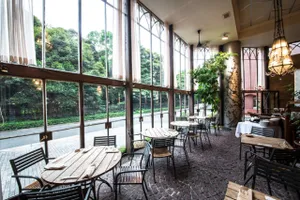 カフェ ラ・ボエム新宿御苑