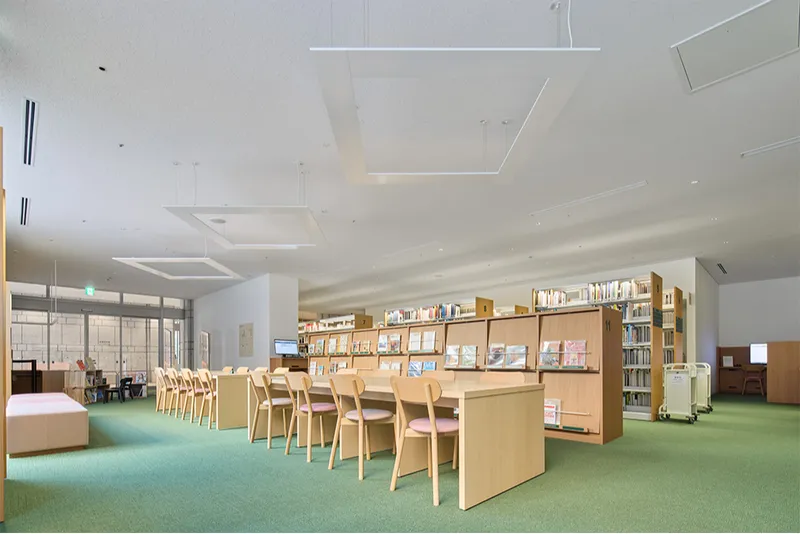 ▲美術図書室_撮影：新津保建秀