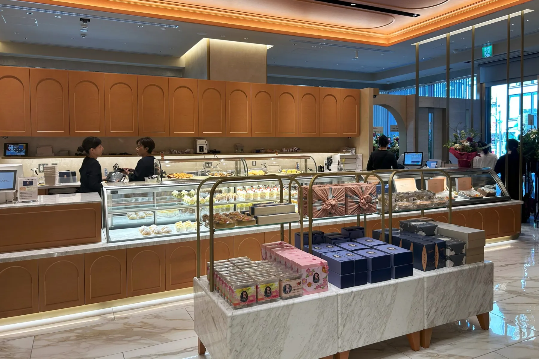 ▲JIYUGAOKA MUSE SQUARE 店舗例（撮影：レッツエンジョイ東京編集部）