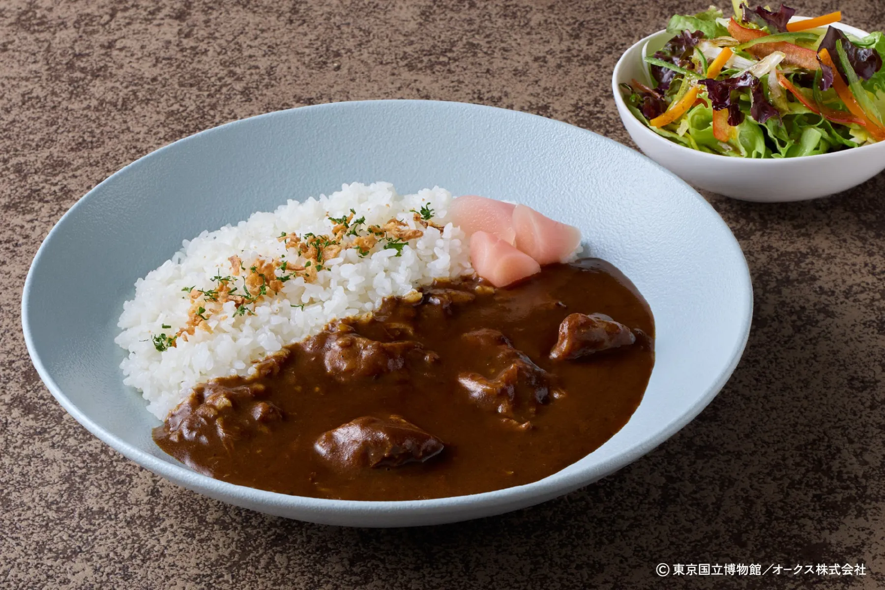 ▲THE RESTAURANT 東京国立博物館「ビーフカレー」(C)東京国立博物館／オークス株式会社