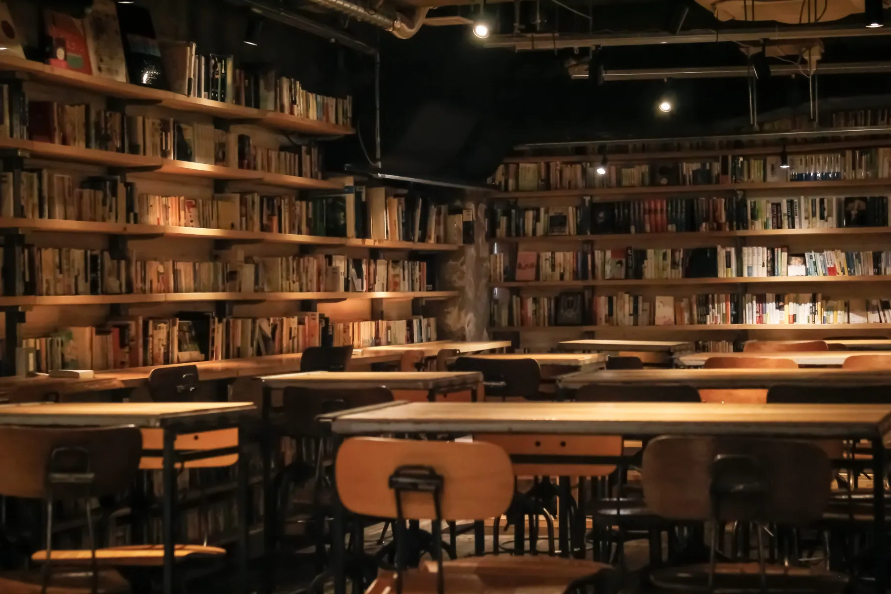 ▲「森の図書室」内観