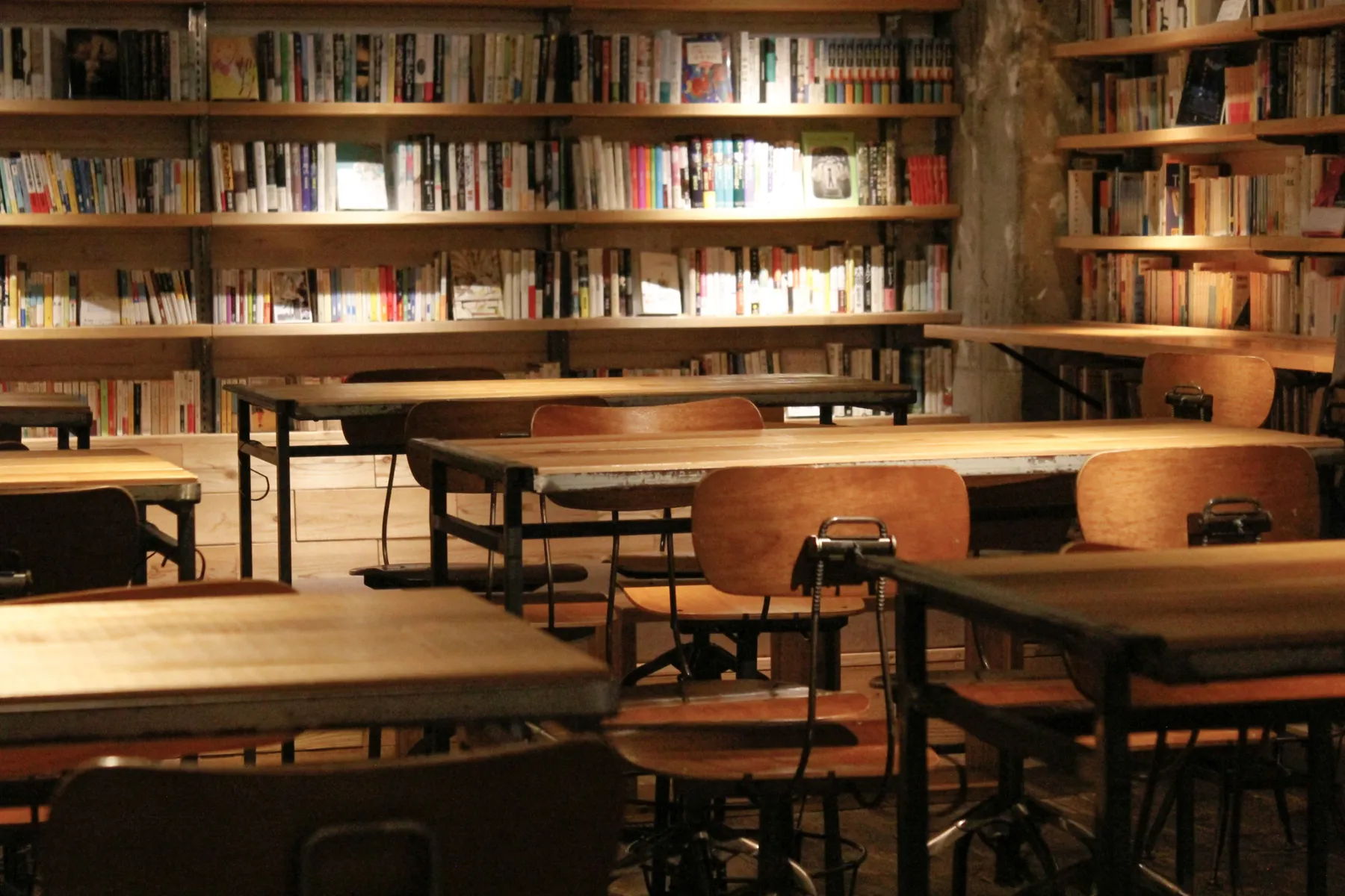 ▲「森の図書室」内観