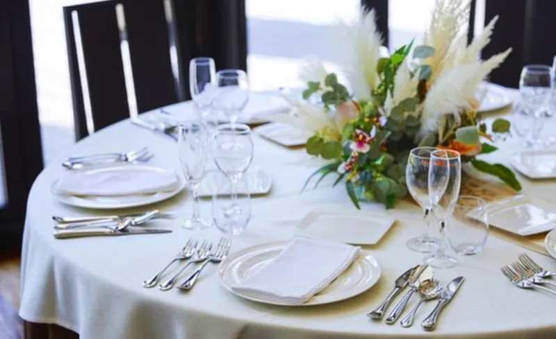 レストラン ミッテ