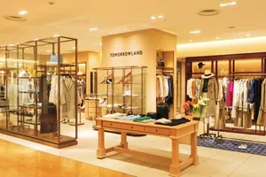TOMORROWLAND 銀座三越店