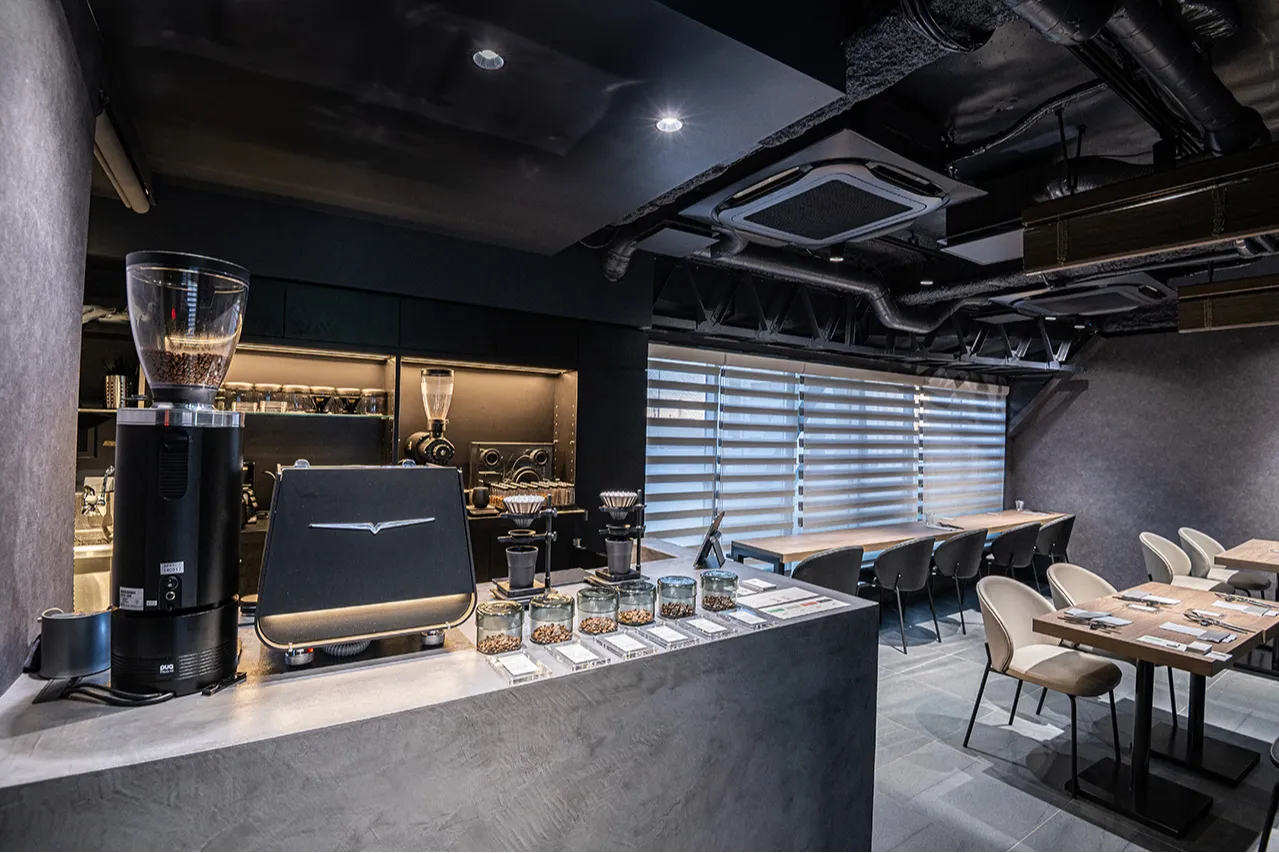 COLORS CAFE_8