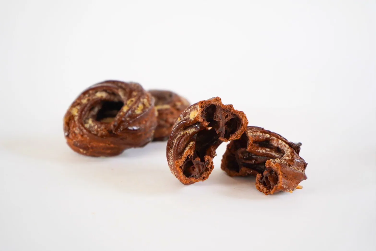 Cream or Cruller_3