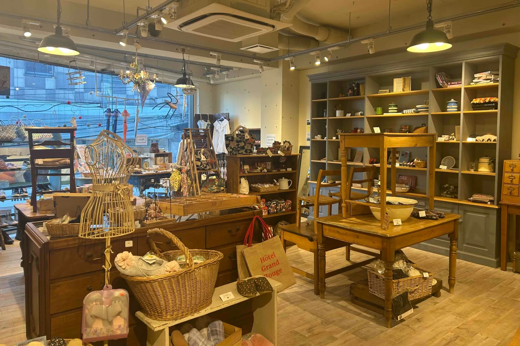 marche de bleuet plus 自由が丘本店_3