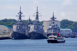 YOKOSUKA軍港めぐり