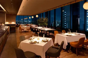 MOSS CROSS TOKYO（モスクロストーキョー）