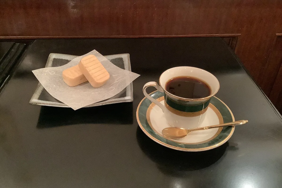 カフェ・ド・巴里池袋西口店_9