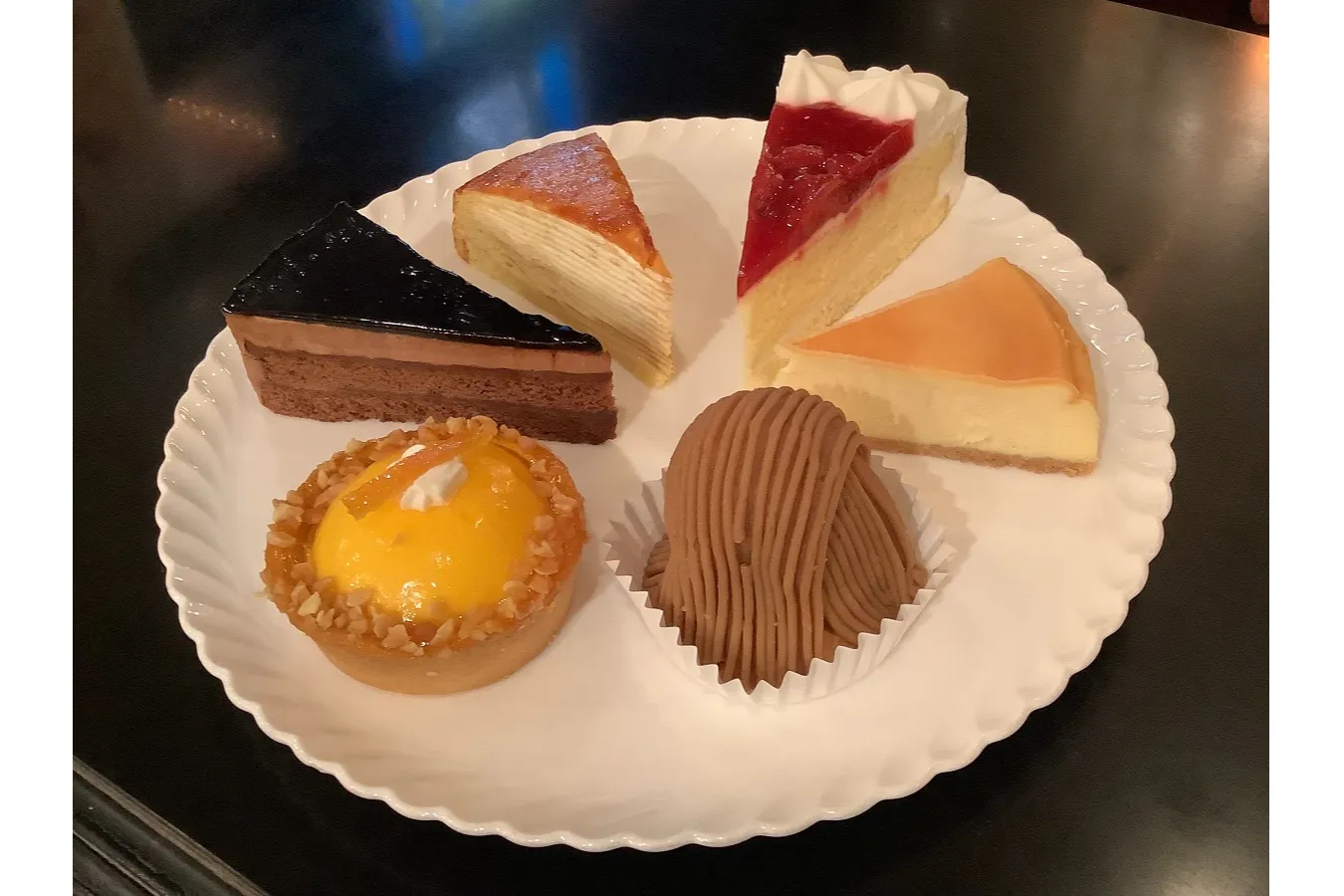 カフェ・ド・巴里池袋西口店_8