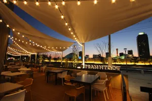 TOOTH TOOTH MART FOOD HALL & NIGHT FES