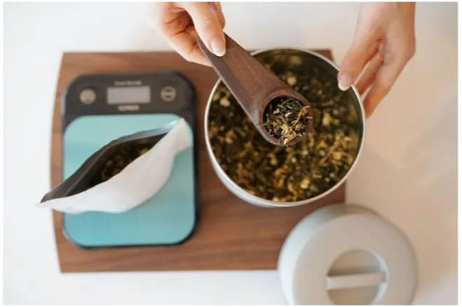 aardvark TEA 東大赤門前_2