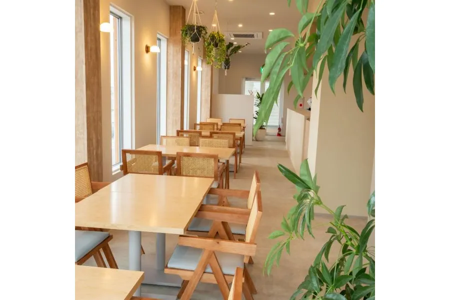 Windera Cafe 鵠沼海岸店_7